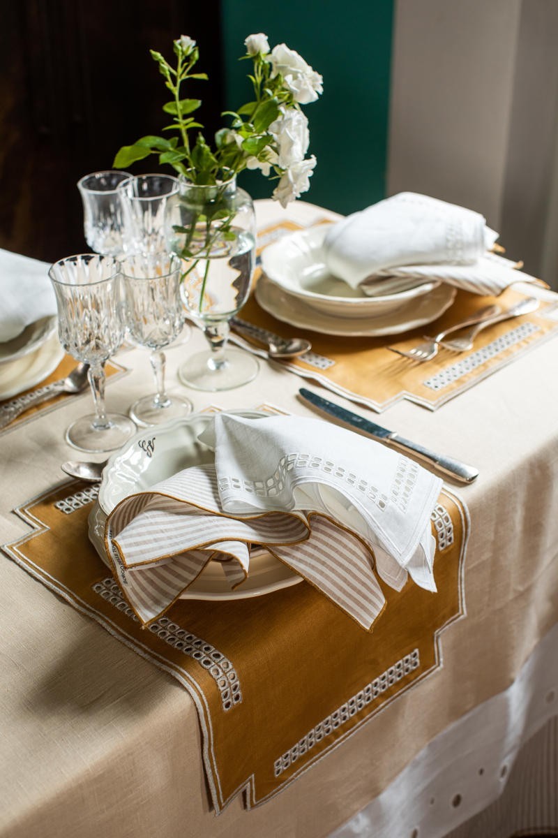 Stain Resistant Linen Erica Placemat