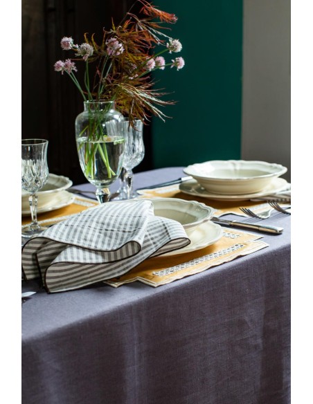 Stain Resistant Linen Erica Placemat