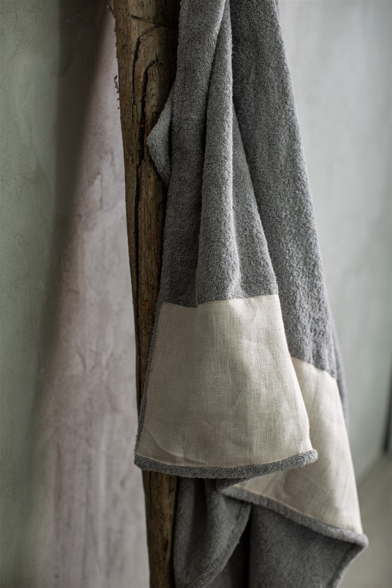 Bauhaus Cotton Towel