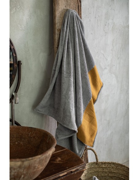 Bauhaus Cotton Towel