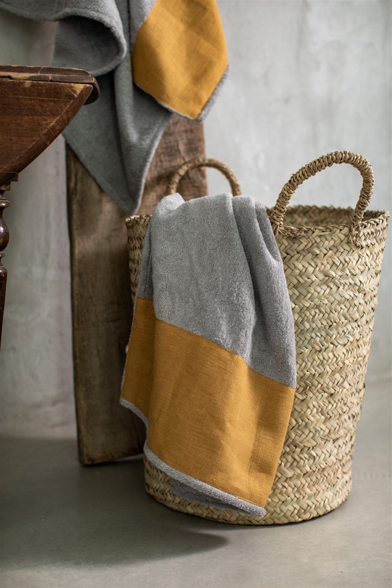 Bauhaus Cotton Towel