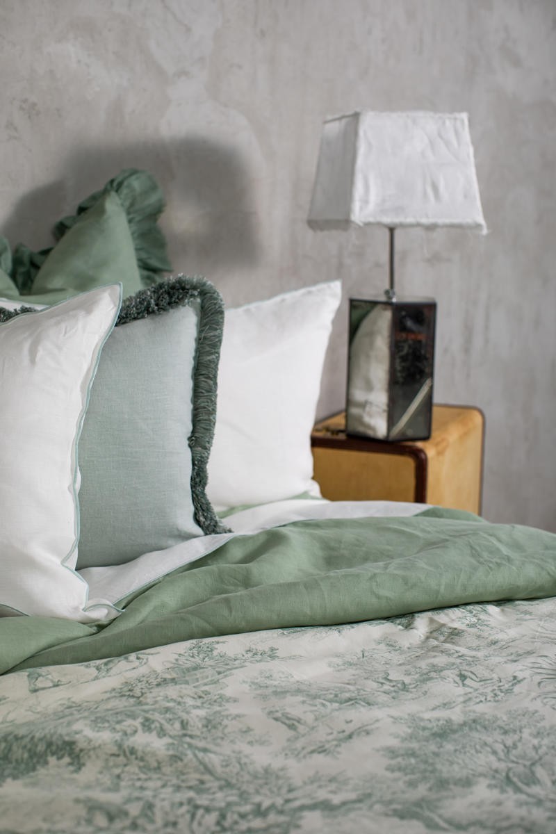 Pure Reversible Bedspread in Linen/Cotton