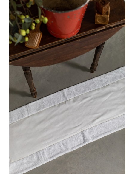 Bauhaus Cotton Bathroom