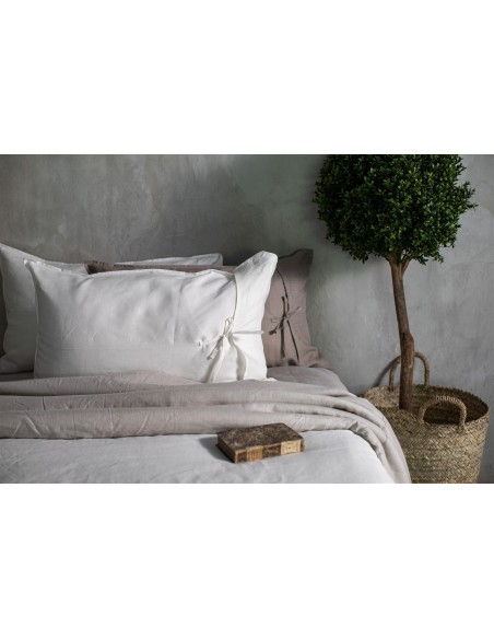 Pure Reversible Bedspread in Linen