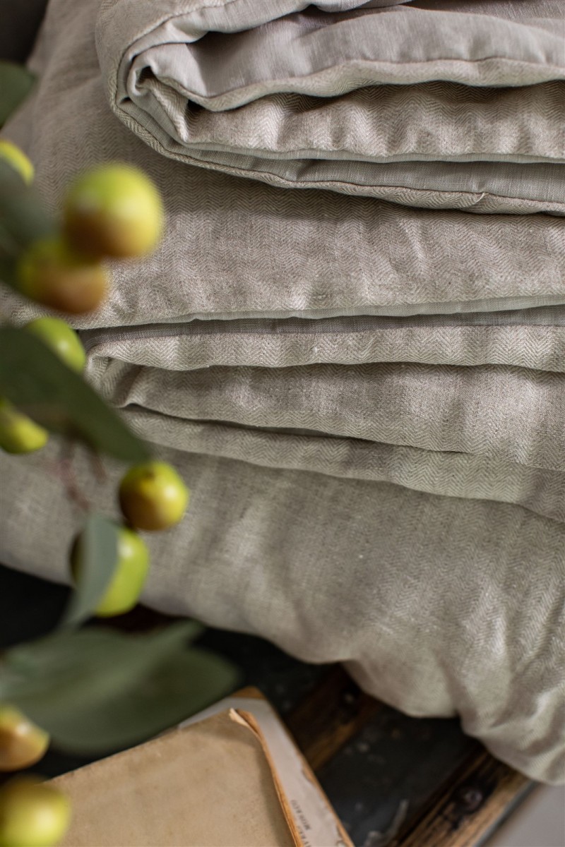 Pure reversible bedspread in Jacquard linen