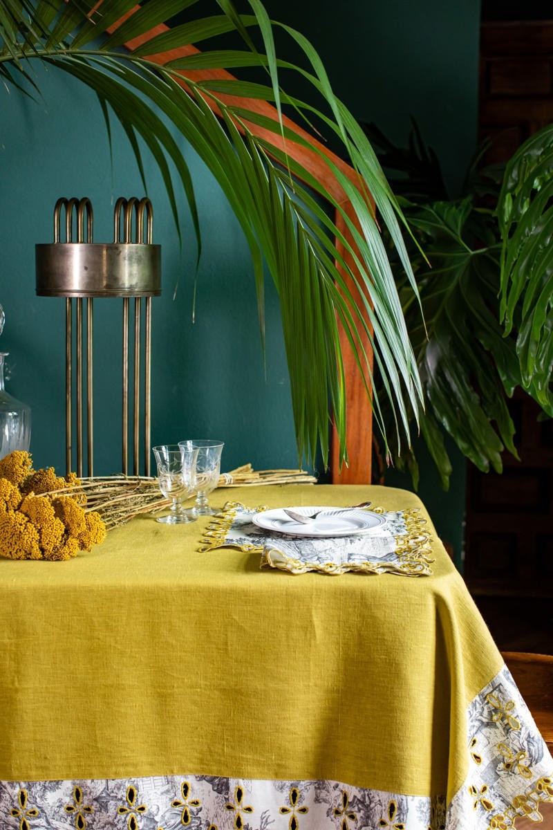 Amalfi Stain Resistant Linen Tablecloth