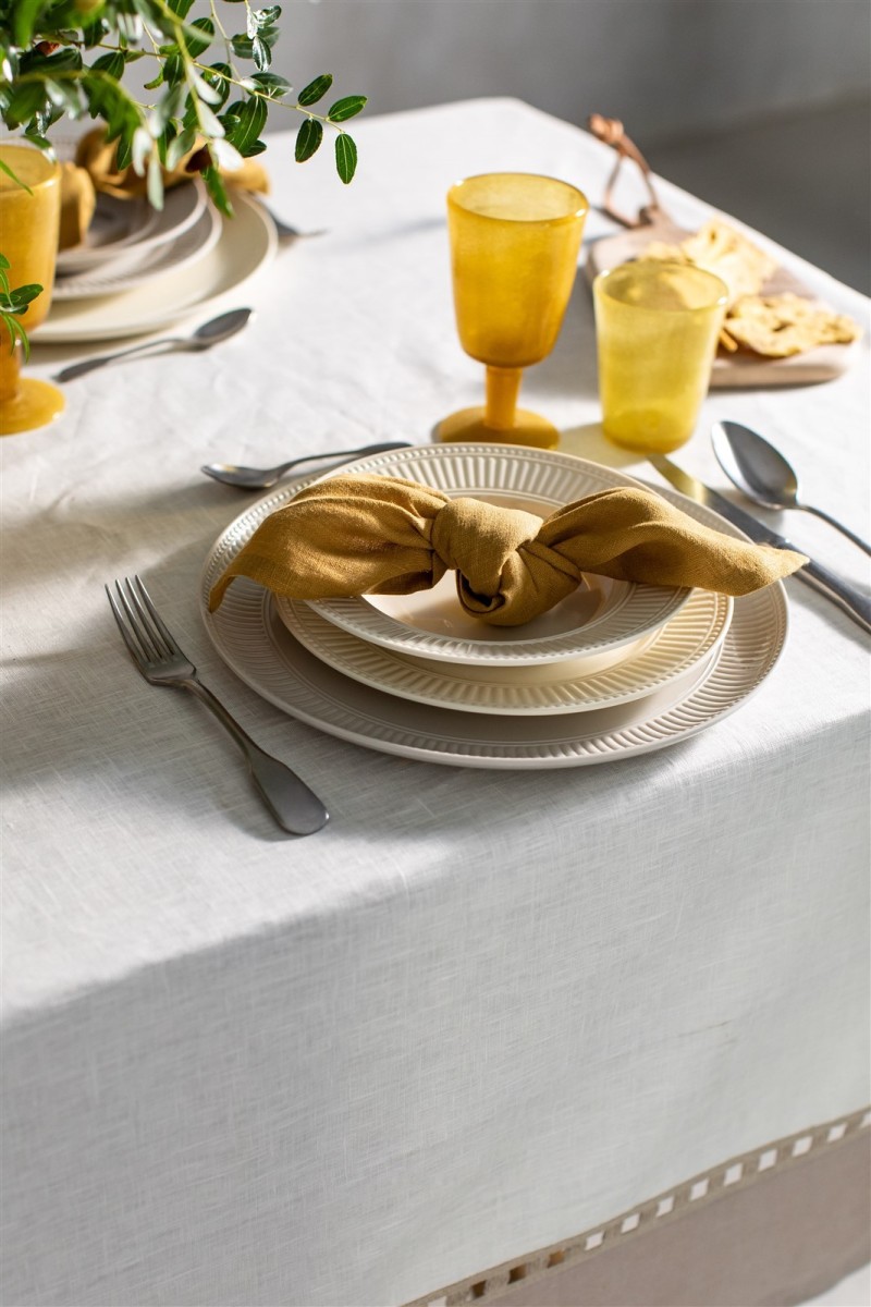 Riviera Tablecloth in Stain Resistant Linen