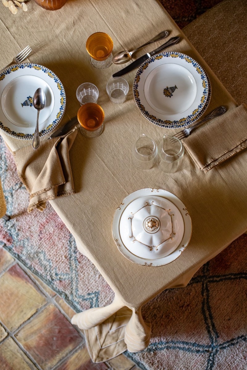 Stain Resistant Linen Sfogliatella Tablecloth