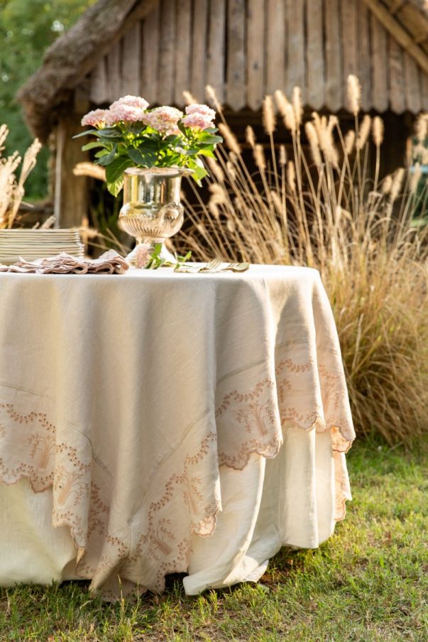 Eden Linen Tablecloth
