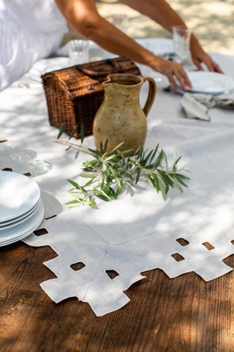 Lea Stain Free Linen Tablecloth