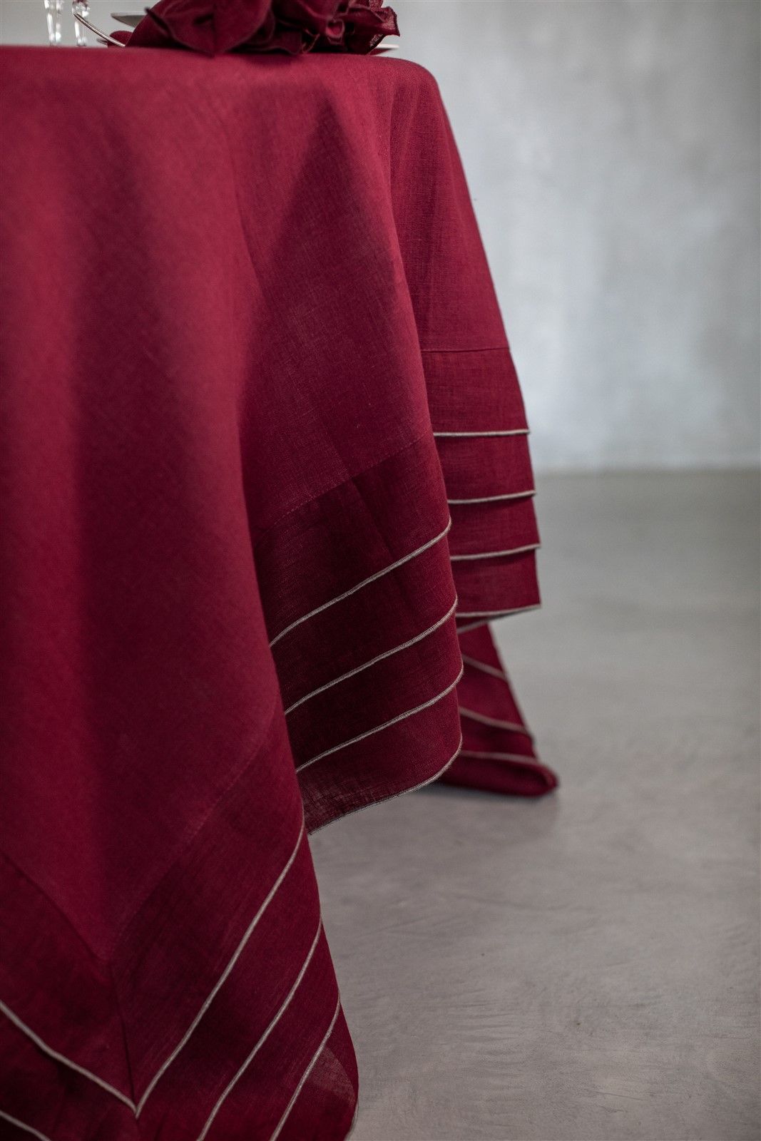 Antistain Linen Tablecloth Sfogliatella