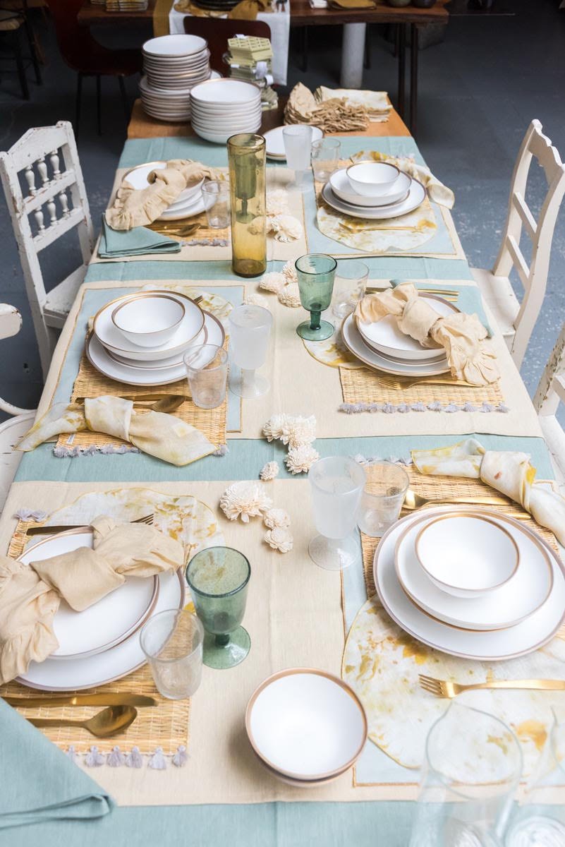How to set a table for Easter